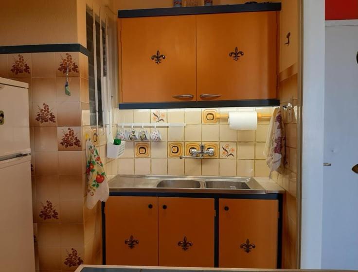Апартаменты Μαγευτικο Ηλιβασιλεμα Μαρμαρι Ευβοιας Marmari  Экстерьер фото